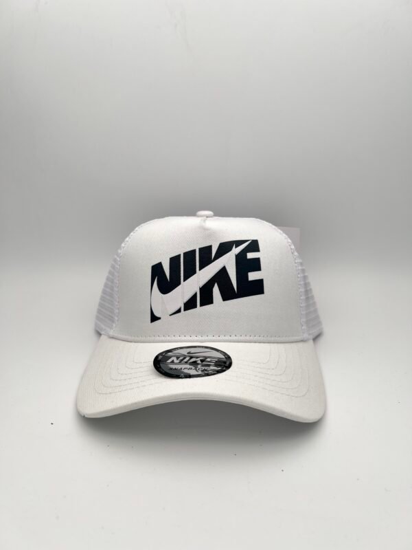 GORRA NIKE FN19 - Image 4
