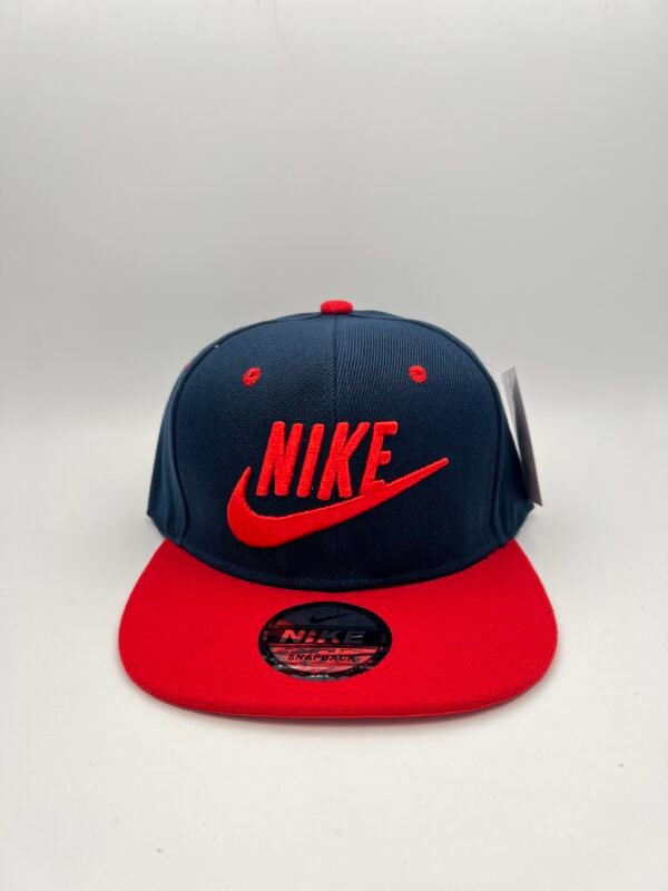 GORRA NIKE FN23