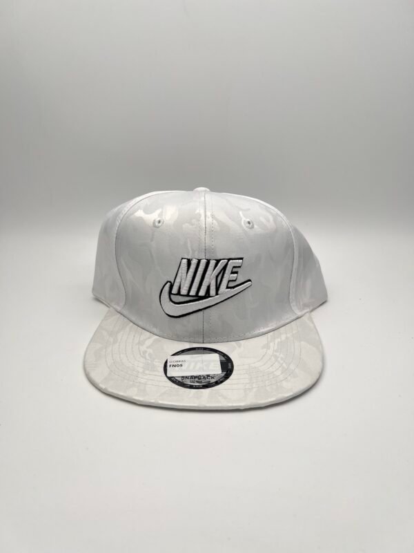 GORRA NIKE FN05 - Image 2